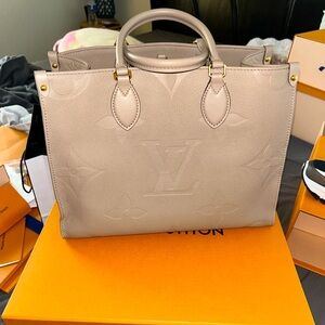 Beautiful Brand New OTG MM M.EPT Tourterelle Handbag